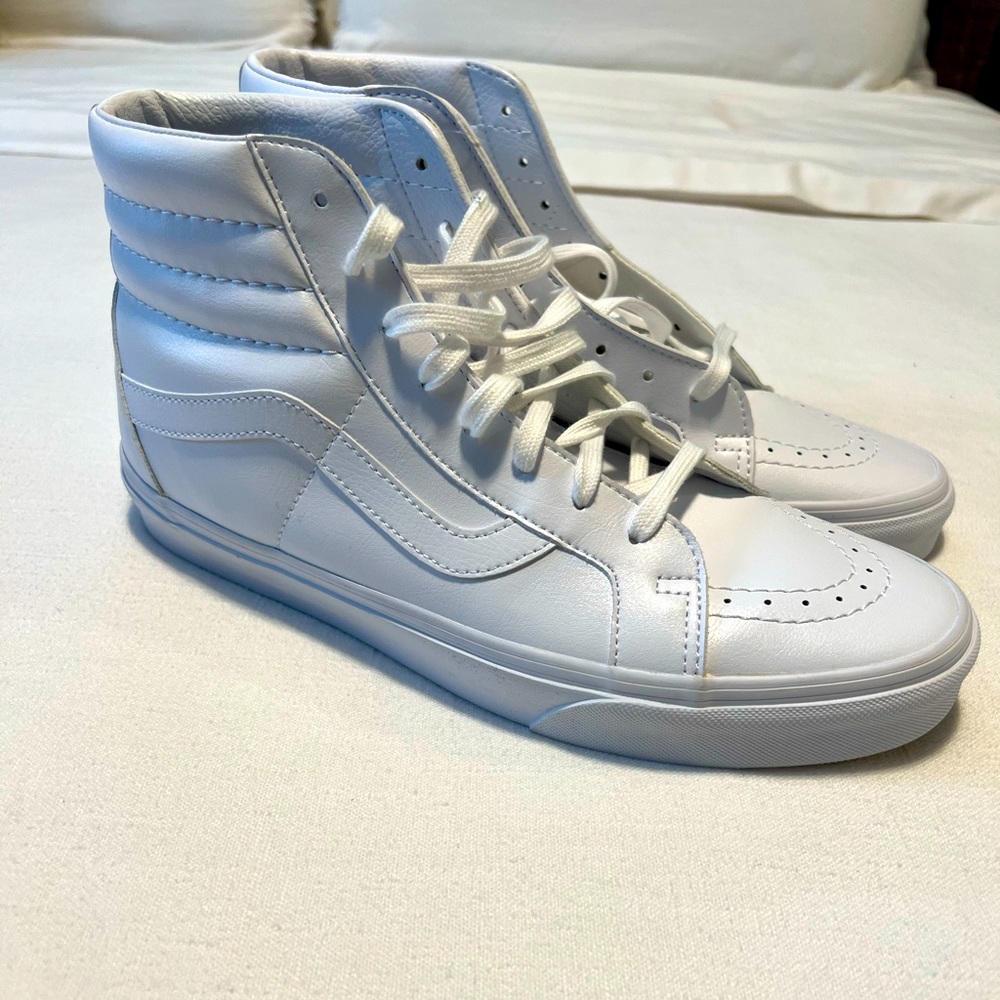 (Brand New) Men’s Sk8-Hi Reissue Vans